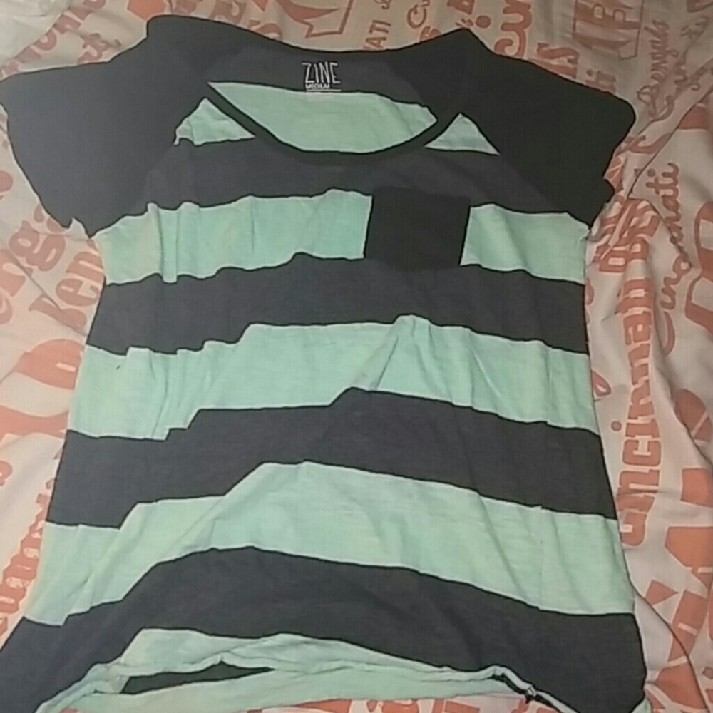 Medium short sleeve shirt